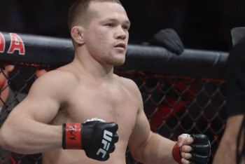 Фотография к новости: Пётр Ян проиграл Двалишвили в главном событии турнира UFC