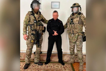 Фотография к новости: Спецоперация КНБ: задержаны торговцы оружием и фальшивыми долларами