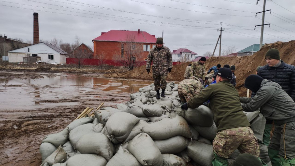 В Уральске и одном из районов ЗКО объявили режим ЧС