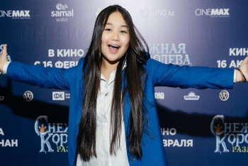 Фотография к новости: Юная блогер из Казахстана получила престижную премию Nickelodeon Kids Choice Awards