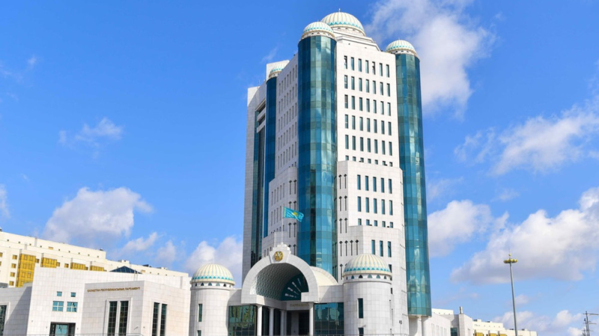 Прослушивать судей смогут теперь только с санкции Генпрокуратуры - сенат