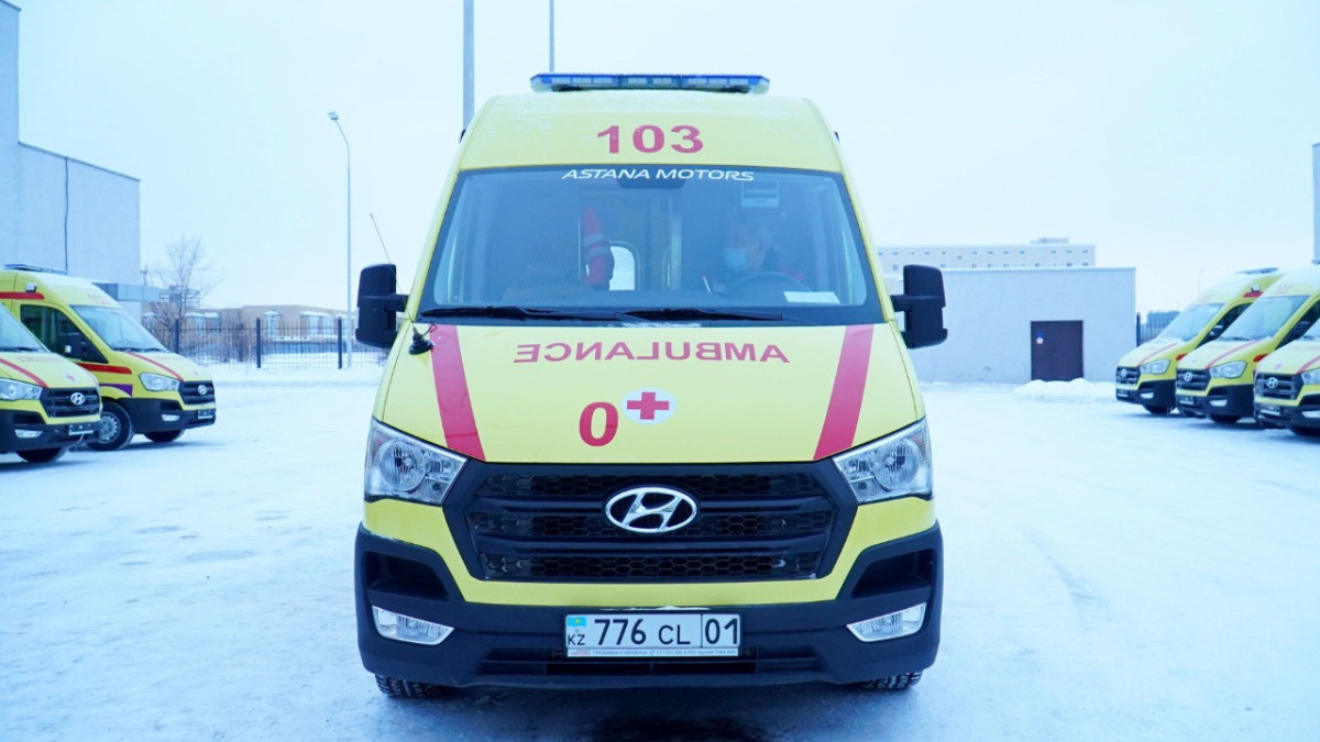 Сотрудника мечети ранили ножом в Астане