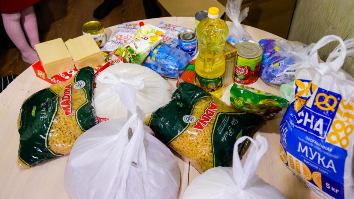 Более тысячи продуктовых корзин раздадут нуждающимся в Астане к Наурызу