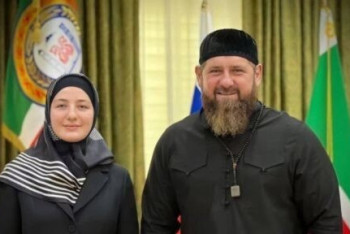 Фотография к новости: Рамзан Кадыров назначил свою дочь куратором здравоохранения Чечни