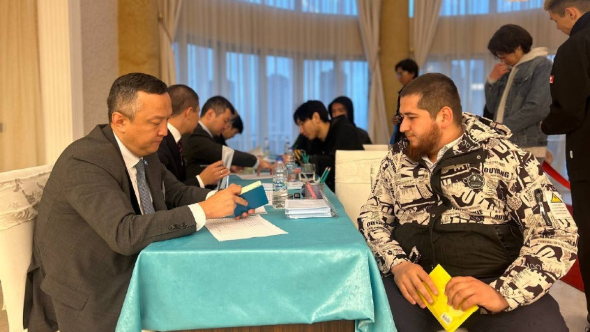 Как голосовали казахстанцы за рубежом