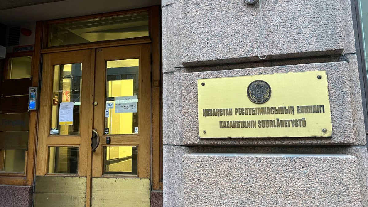 Открылись избирательные участки в европейских городах и Кувейте