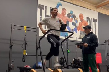 Фотография к новости: Тяжёлая работа: Алимханулы выложил в Сеть видео своих тренировок