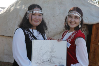 Фотография к новости: Казахстанцы за рубежом масштабно празднуют Наурыз