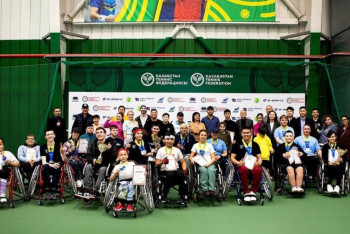 Фотография к новости: В Алматы разыграли первый Кубок Казахстана по теннису на колясках