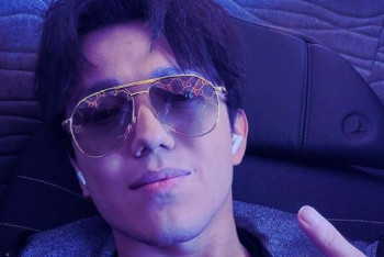 Фотография к новости: Together: Димаш Кудайберген выпустил новую песню