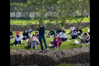 Фотография к новости: Из-за отравления школьников их родители просят аннулировать тур олимпиады в Шымкенте