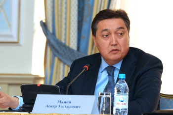 Фотография к новости: Аскар Мамин не получает зарплату на посту главы Qazaq Geography