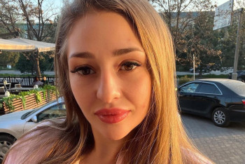 Фотография к новости: Ангелина Лукас выложила в интернет свои фото без фильтров