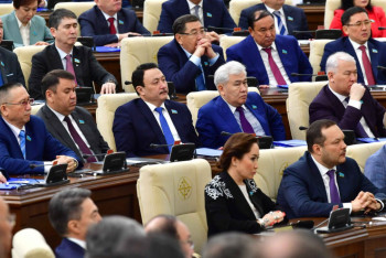 Фотография к новости: Здравоохранение и спорт поручил развивать президент РК