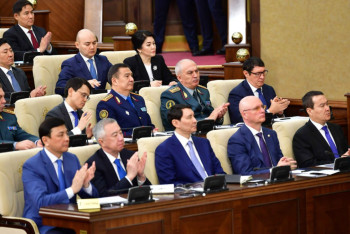 Фотография к новости: Ответственность депутатов перед страной и народом существенно возросла - Токаев