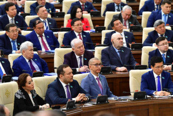 Новых депутатов мажилиса распределили по комитетам