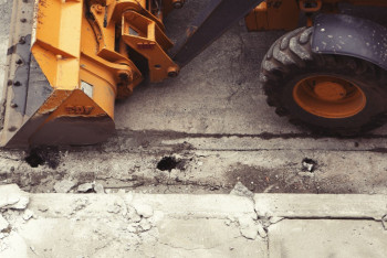 Фотография к новости: Экскаватор задавил женщину в Караганде