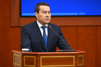 Фотография к новости: Мы нацелены на слаженную и результативную работу – Смаилов о своём переназначении