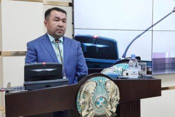 Фотография к новости: За лечение народными средствами могут уволить акима в Павлодарской области