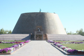 Фотография к новости: История одного экспоната: жилет "изменника родины" Жанайдара Садвакасова