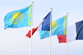 Фотография к новости: Спецпредставитель президента Франции посетит Казахстан