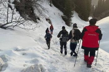 Фотография к новости: Трое туристов едва не погибли в горах Алматы