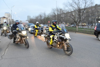 Фотография к новости: Губернатор Астраханской области приехал в Казахстан на мотоцикле