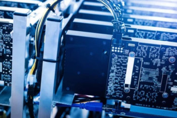 Фотография к новости: Экс-глава поста "СЭЗ "Сары-Арка" осуждён за контрабанду криптовалютного оборудования