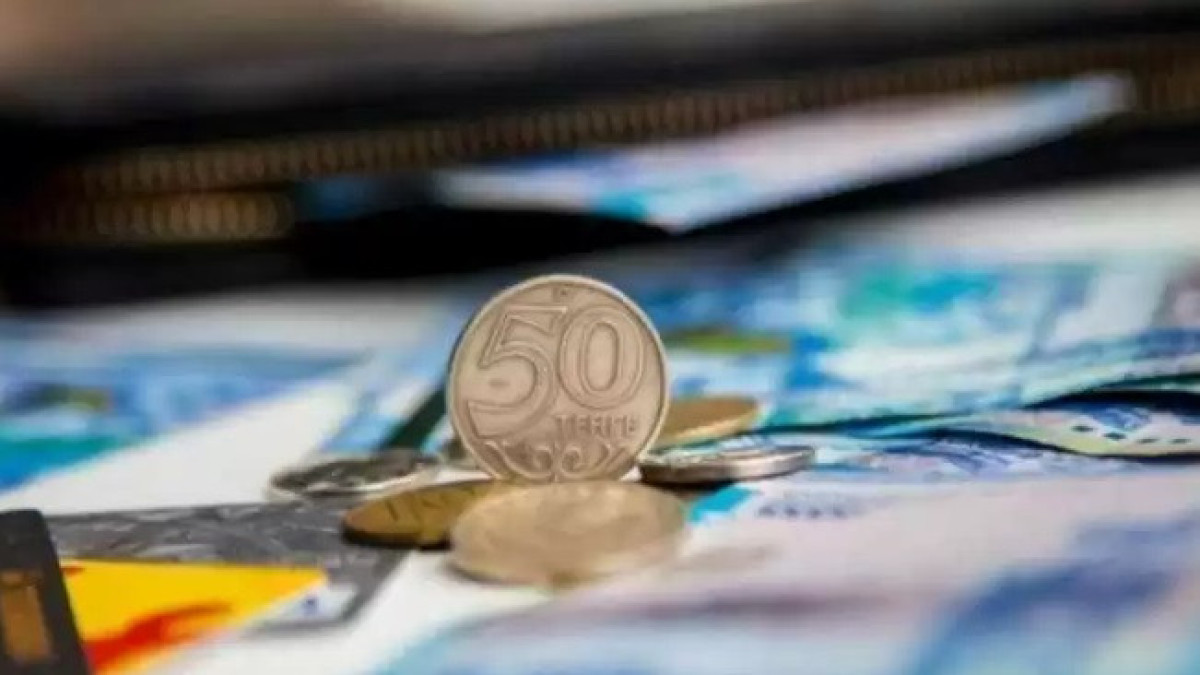 Утверждены ставки по депозитам на май