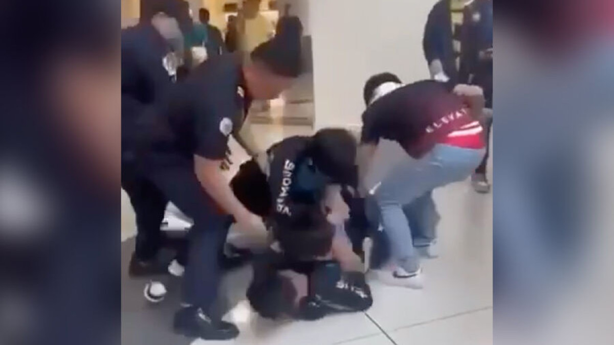 скриншот с видео