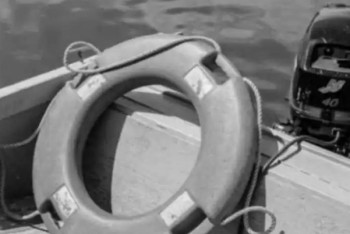 Фотография к новости: Двое рыбаков утонули на озере Балхаш