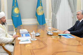 Фотография к новости: Токаев принял Верховного муфтия Казахстана