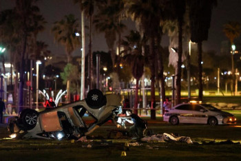 Фотография к новости: В Израиле террорист въехал в толпу людей