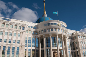 Фотография к новости: Президент Казахстана выразил соболезнования Гурбангулы Бердымухамедову