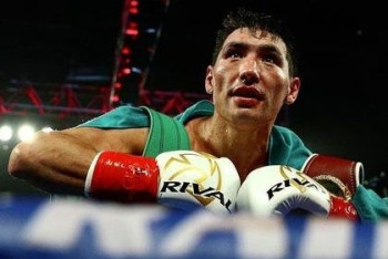 Фотография к новости: Алимханулы дал обещание американским фанатам