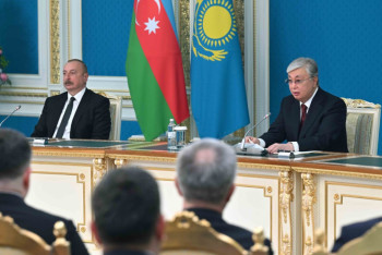 Фотография к новости: Мы уделили внимание наращиванию сотрудничества в области энергетики – Токаев об итогах встречи с Алиевым