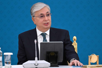 Фотография к новости: Псевдоучёные рассматривают госфинансирование науки как "бесплатную кормушку" — Токаев