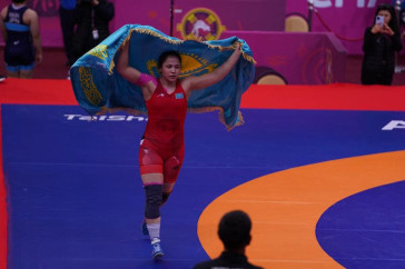 Фотография к новости: Казахстан выиграл третью золотую медаль на чемпионате Азии по борьбе