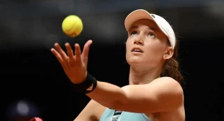 Елена Рыбакина упрочила преимущество Казахстана в матче против Польши