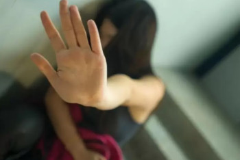 Фотография к новости: Школьницы жестоко избили сверстницу в Семее