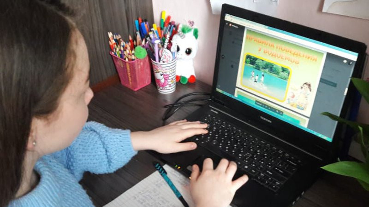 Учащихся второй смены перевели на дистанционку в Астане