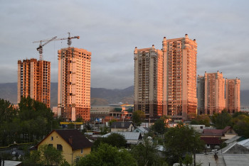 Фотография к новости: Новые торгово-логистические центры и сейсмоаудит: в правительстве обсудили развитие Алматы