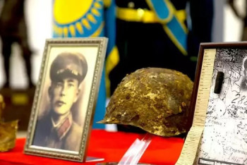 Фотография к новости: Останки 14 незахороненных солдат Второй мировой войны вернули в Казахстан