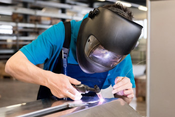 Фотография к новости: Лучшего работника и трудовую династию выберут в Казахстане