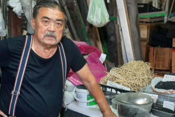 Фотография к новости: Эко-активист из Шымкента научился перерабатывать пищевые отходы в "чудо-жидкость"