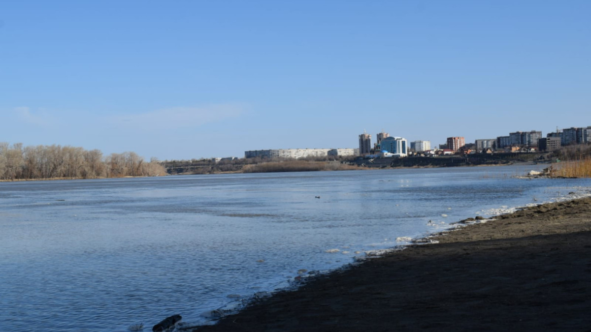 "Вода высшего качества". Как используют, охраняют и очищают Иртыш