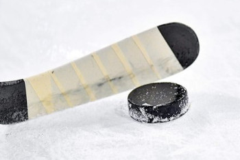 Казахстан лидирует в группе на чемпионате мира по хоккею среди юношей