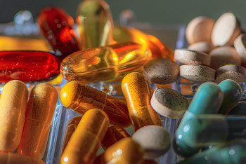 Фотография к новости: В Казахстане изменили правила ввоза и вывоза лекарств и медизделий