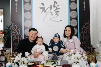 Фотография к новости: "Празднуем Наурыз, Айт и Рождество". Как казахстанцы живут в интернациональных браках