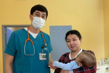 Фотография к новости: 7-месячному малышу в тяжелом состоянии пересадили печень в Астане